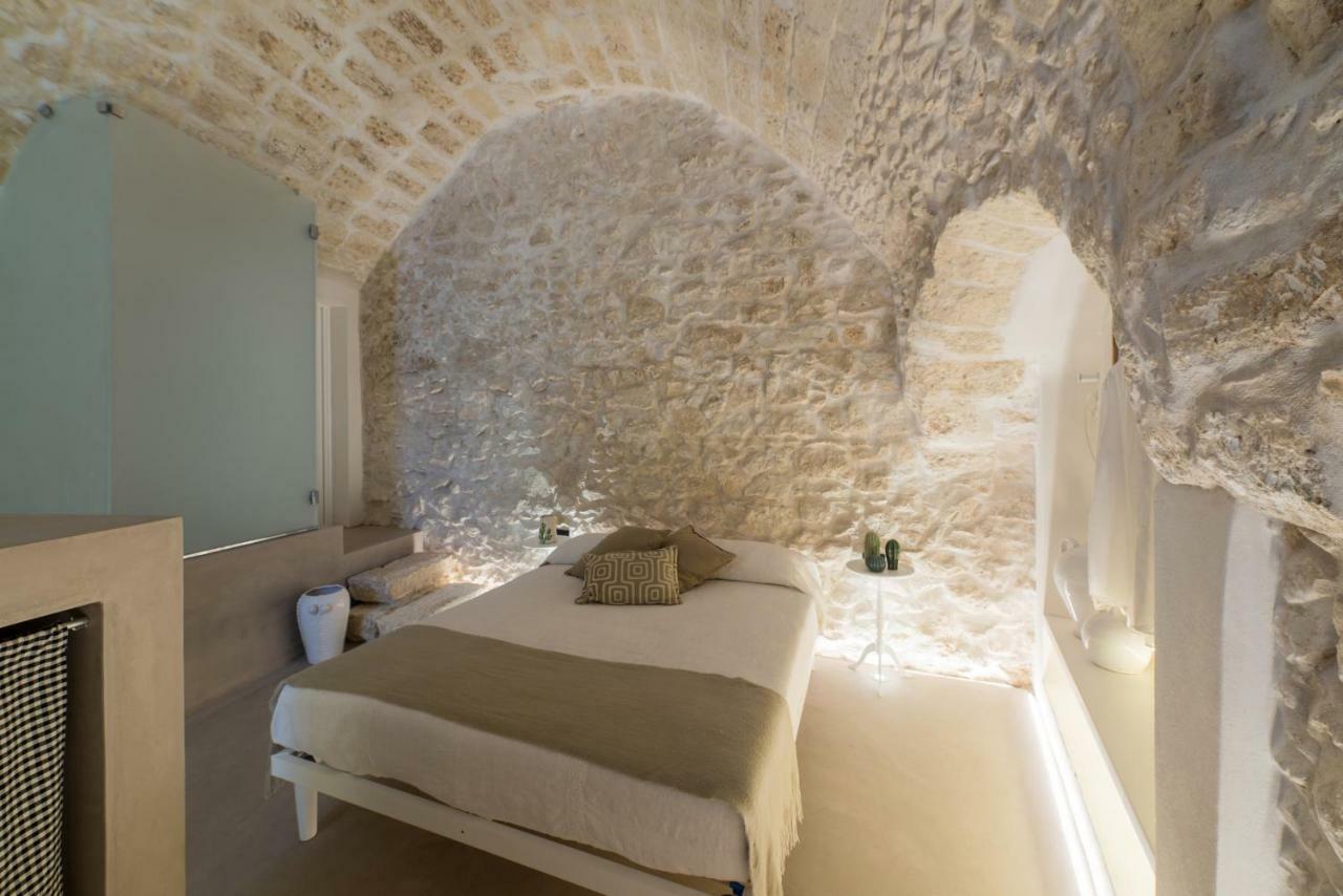 Vittoria Luxury Suite A Ostuni By Wonderful Italy Exterior photo